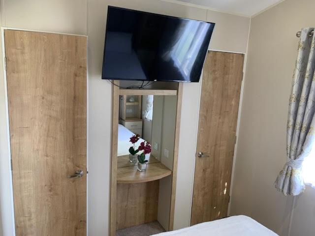 Newbeach Holiday Park - Greenfields Димчерч Экстерьер фото