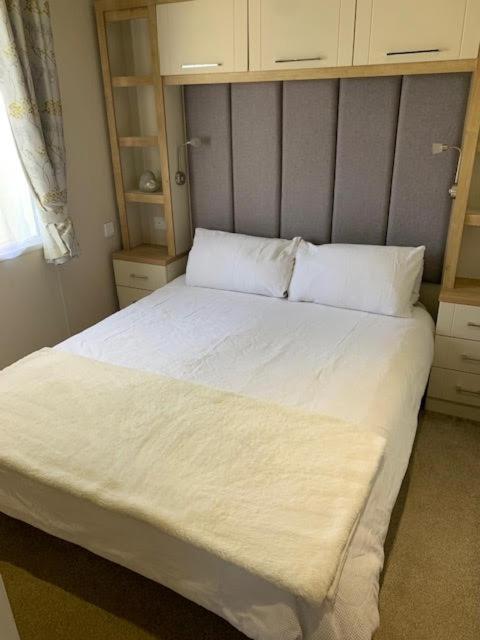 Newbeach Holiday Park - Greenfields Димчерч Экстерьер фото